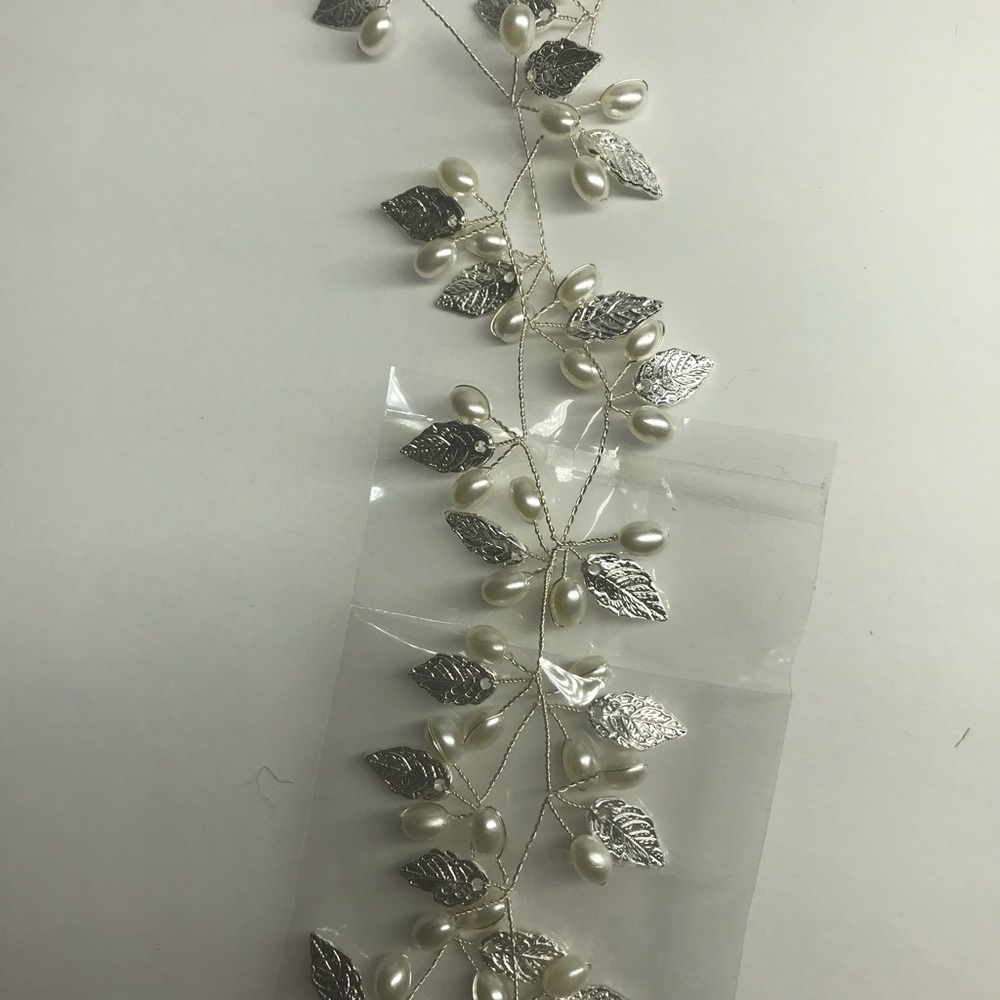 Pearlescent Bohemian Bridal Hair Jewelry